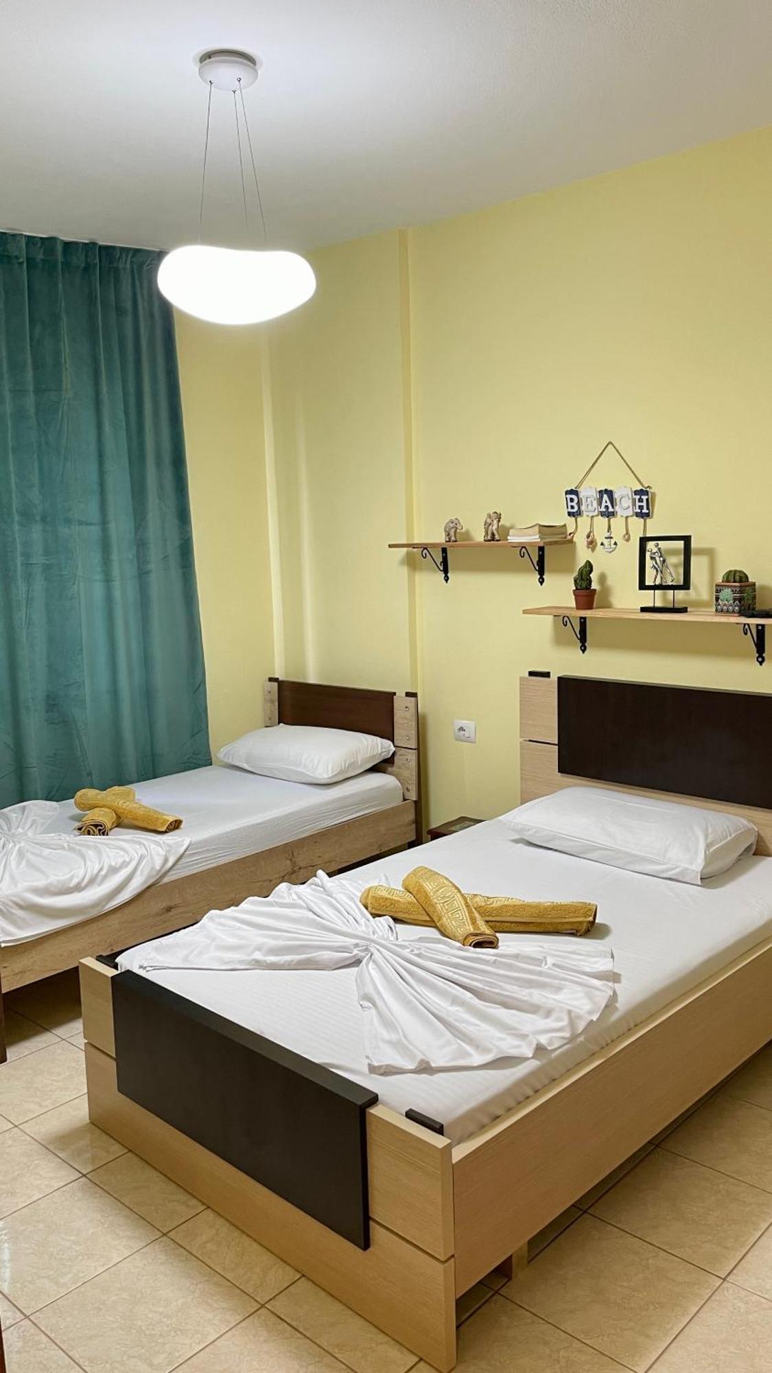 Sea Breeze Apartment Sarande Ngoại thất bức ảnh