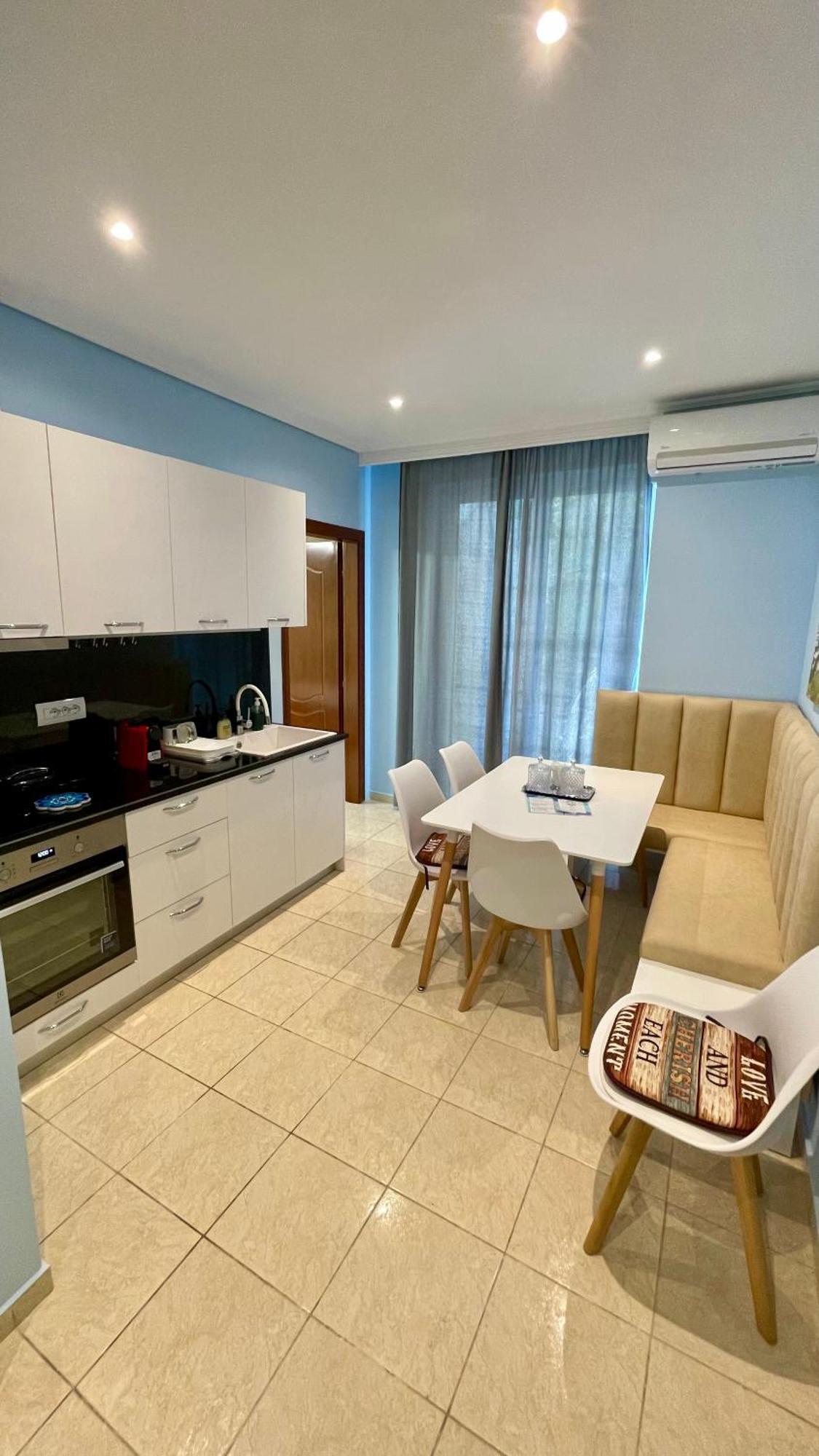 Sea Breeze Apartment Sarande Ngoại thất bức ảnh